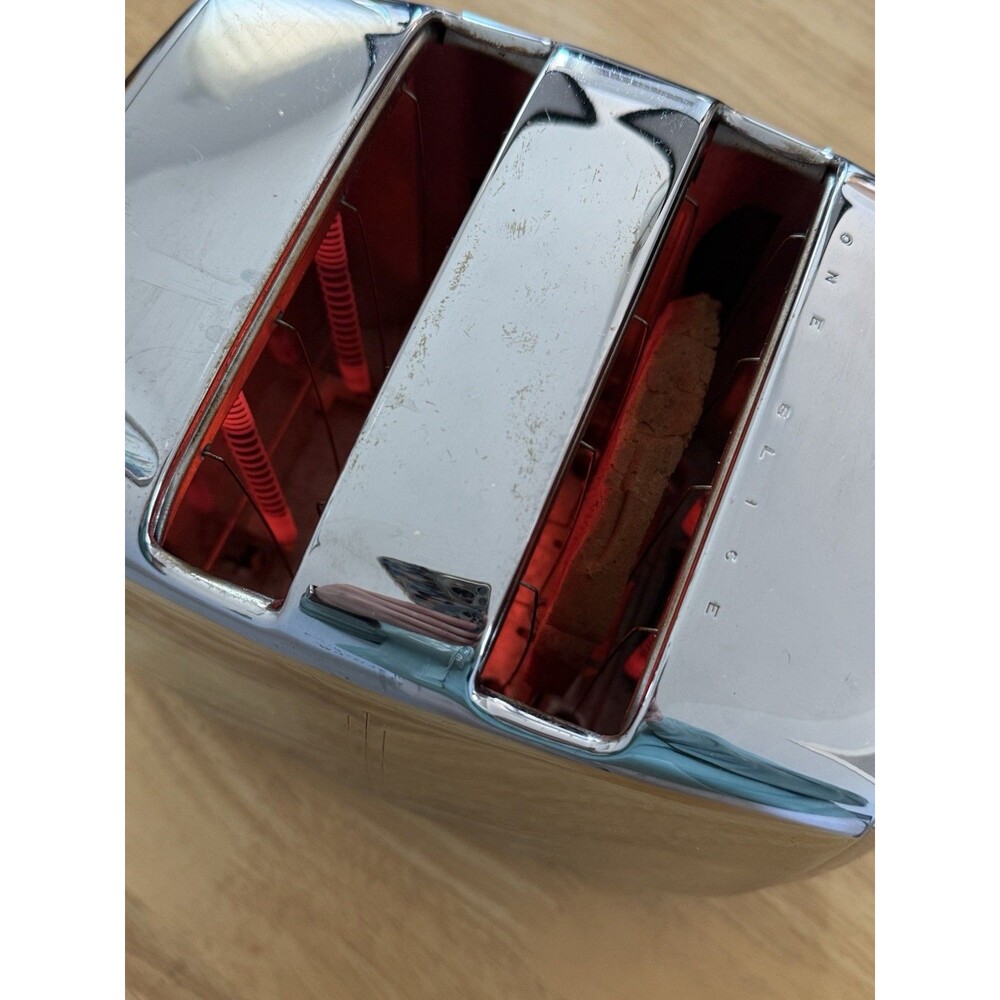 Sunbeam Chrome Model T-20C Automatic Two Slice Toaster - Working - Picture 5 of 11